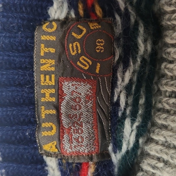 Vintage Authentic Issue Wool Blend Sweater - Picture 5 of 7